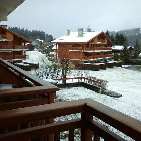 D'une A A 10 M Des Pistes Avec Terrasse Amenagee Et Wifi *